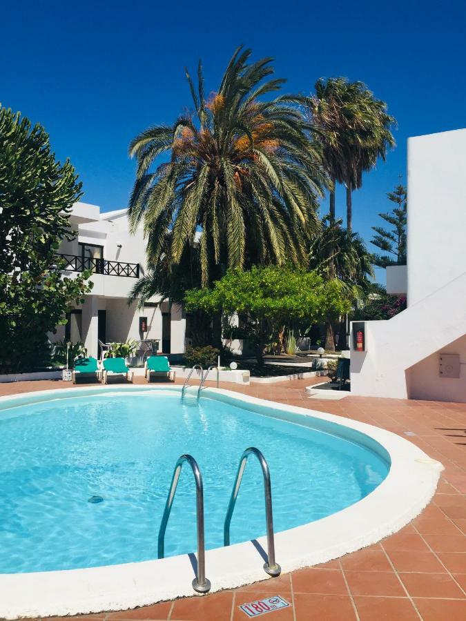Apartamentos Maribel Puerto del Carmen  Exterior photo