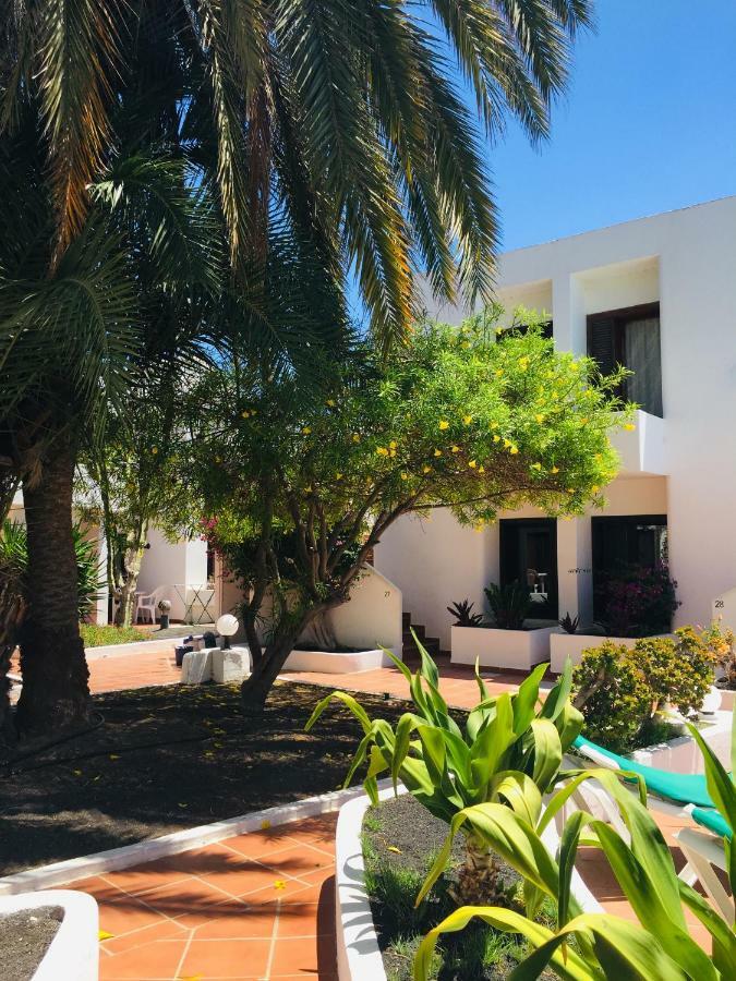 Apartamentos Maribel Puerto del Carmen  Exterior photo